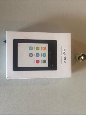 Ledger Blue Hardware Wallet in White and Black